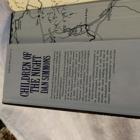 Children of the Night by Dan Simmons Horror Vampire Novel - Picture 3 of 5